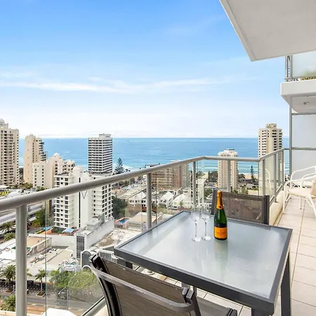 Holiday Holiday Chevron Renaissance Apartments Gold Coast Room photo