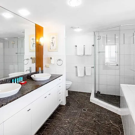 Holiday Holiday Chevron Renaissance Apartments Gold Coast Room photo