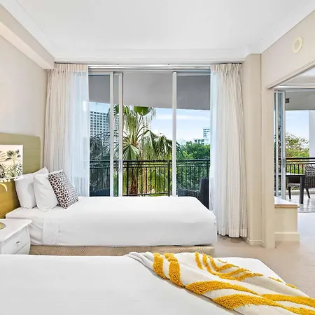 Holiday Holiday Chevron Renaissance Apartments Gold Coast Room photo