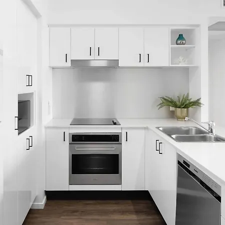 Holiday Holiday Chevron Renaissance Apartments Gold Coast Room photo