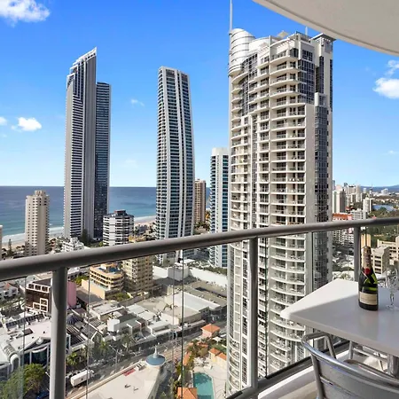 Holiday Holiday Chevron Renaissance Apartments Gold Coast Room photo