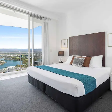 Holiday Holiday Chevron Renaissance Apartments Gold Coast Room photo
