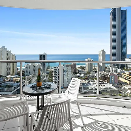 Holiday Holiday Chevron Renaissance Apartments Gold Coast Room photo