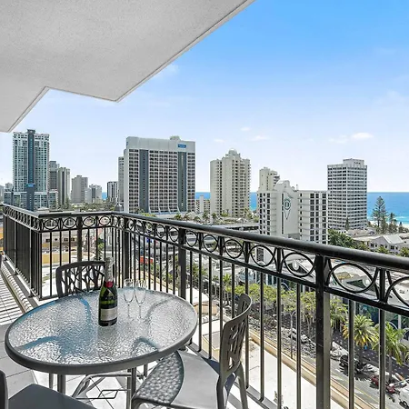 Holiday Holiday Chevron Renaissance Apartments Gold Coast Room photo