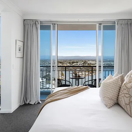 Holiday Holiday Chevron Renaissance Apartments Gold Coast Room photo