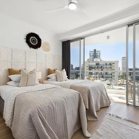 Holiday Holiday Chevron Renaissance Apartments Gold Coast Room photo